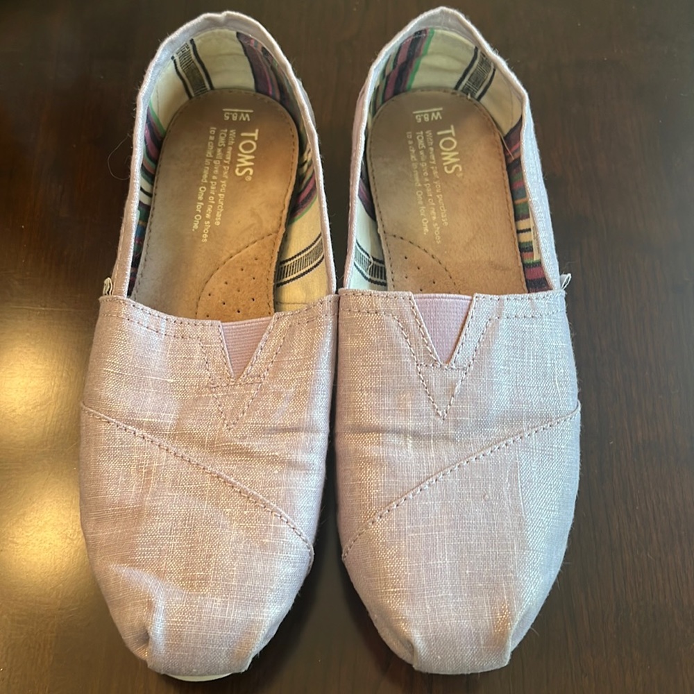 Toms 8.5 lavender with metallic shine